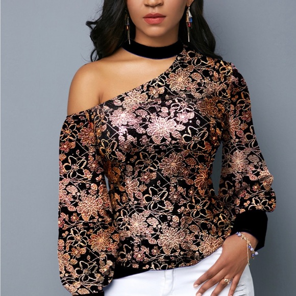 Top new long sleeve with very nice tan color - Picture 2 of 3